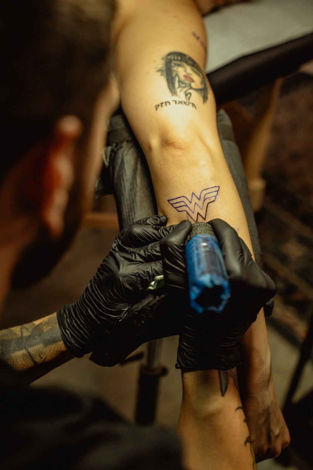 Tatuaj realizat la Charity Tattoo Social Club vol.1, Ace Tattoo