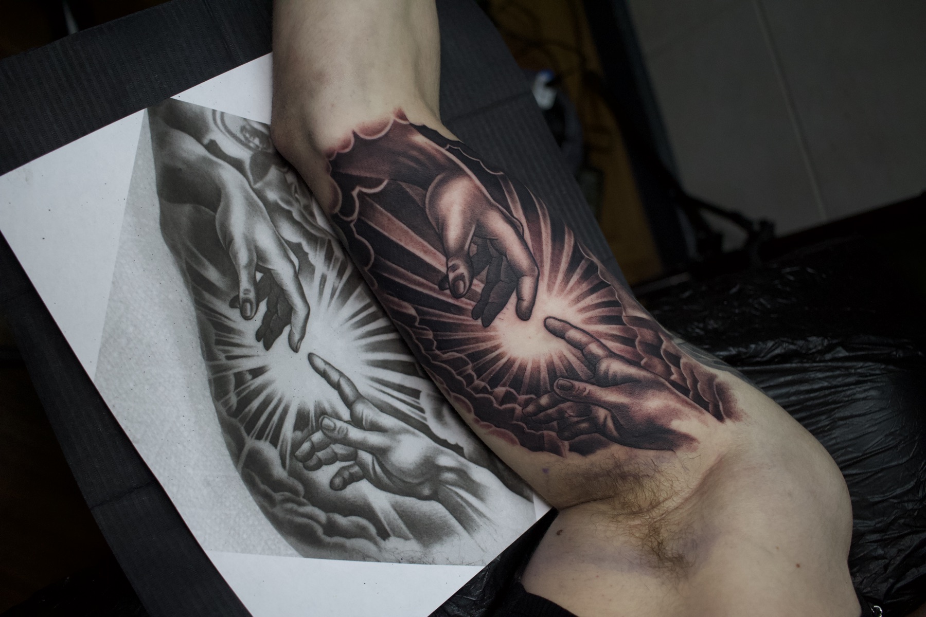 Tatuaj tatuaje black & grey realizat de Vlad Shulea la Ace Tattoo Bucuresti