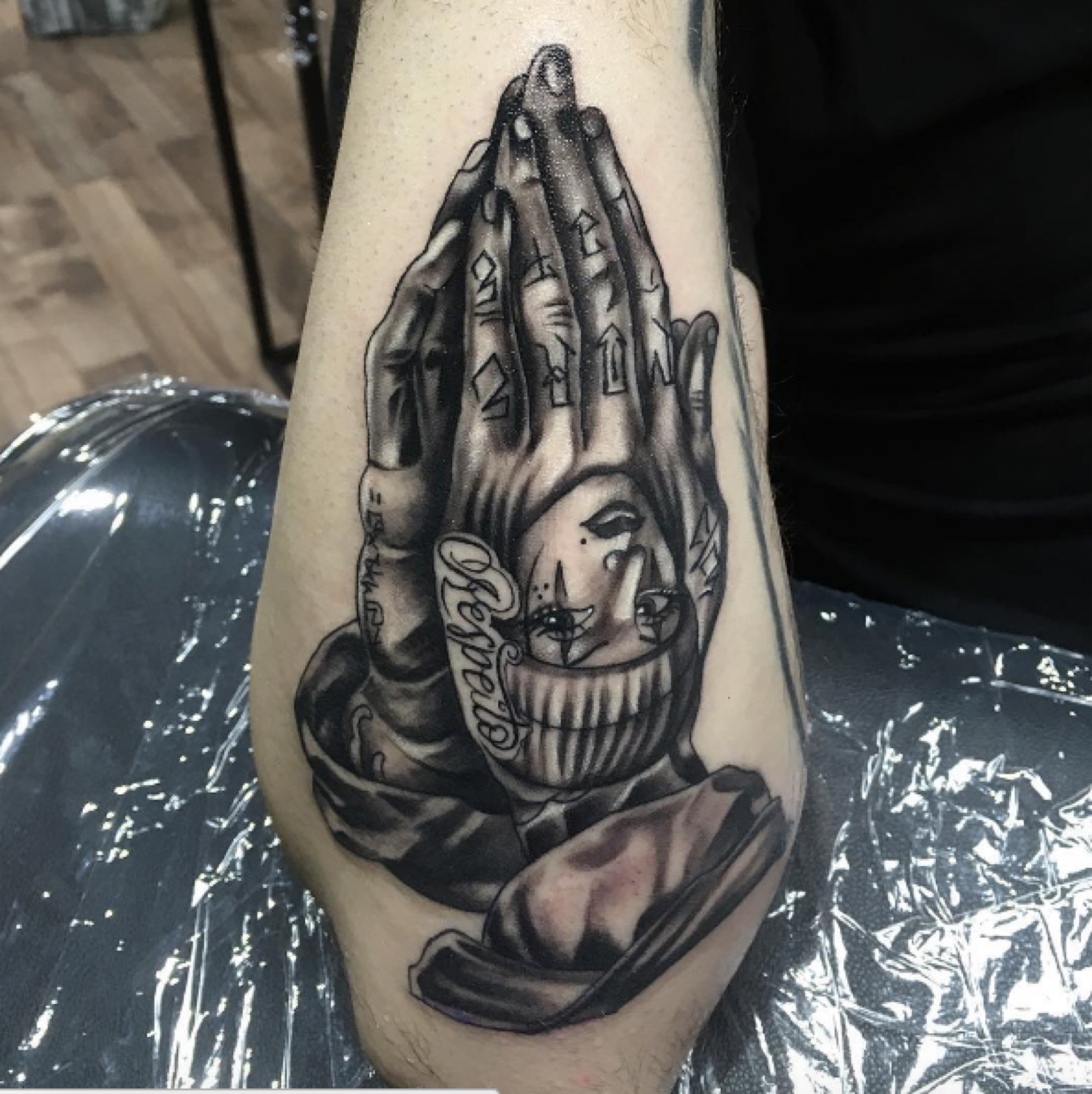 Tatuaj tatuaje black & grey realizat de Vlad Shulea la Ace Tattoo Bucuresti