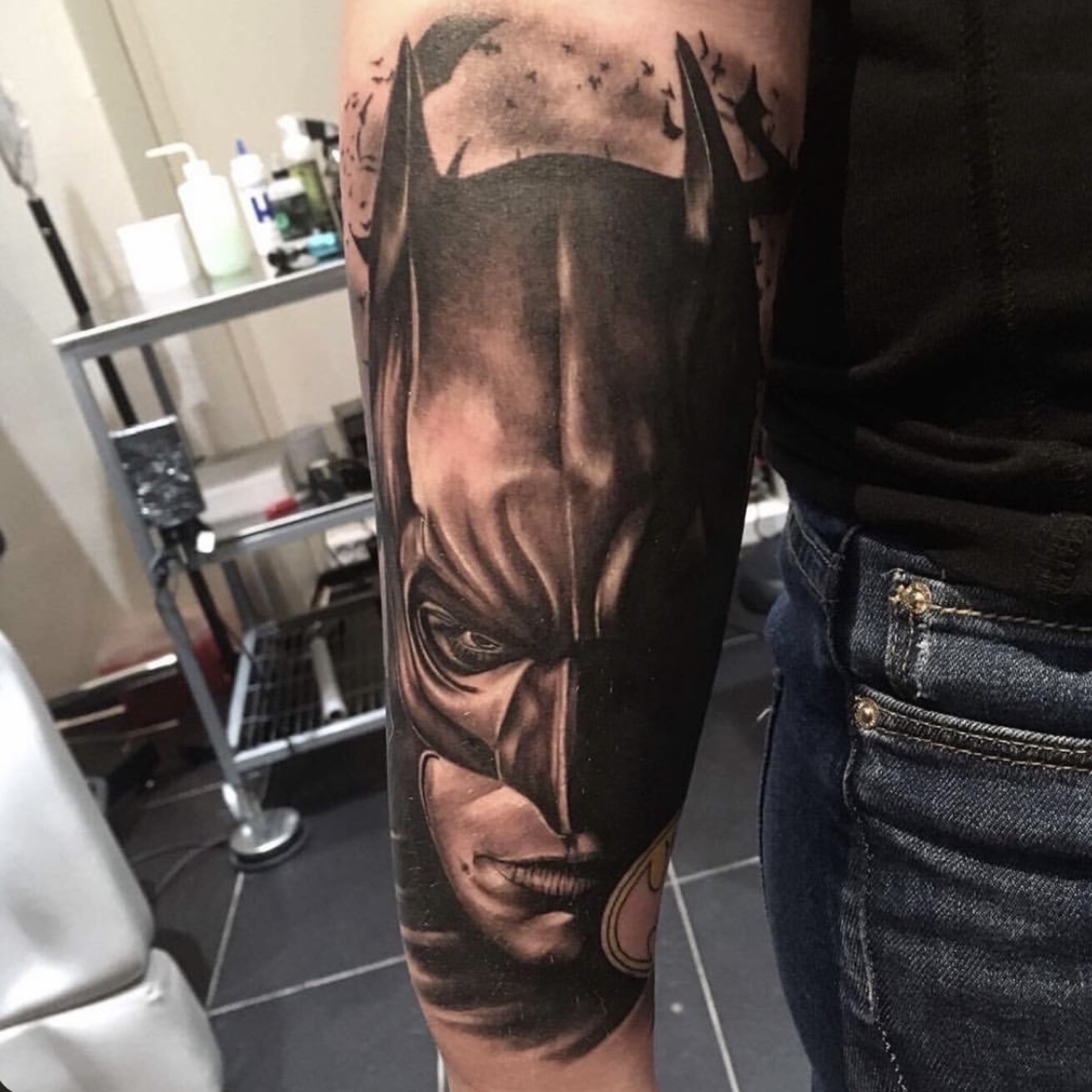 Tatuaj tatuaje black & grey realizat de Vlad Shulea la Ace Tattoo Bucuresti