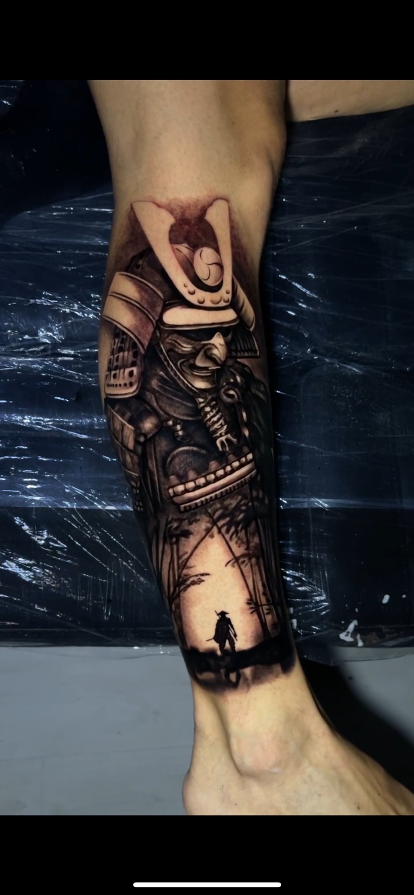 Tatuaj tatuaje black & grey realizat de Vlad Shulea la Ace Tattoo Bucuresti
