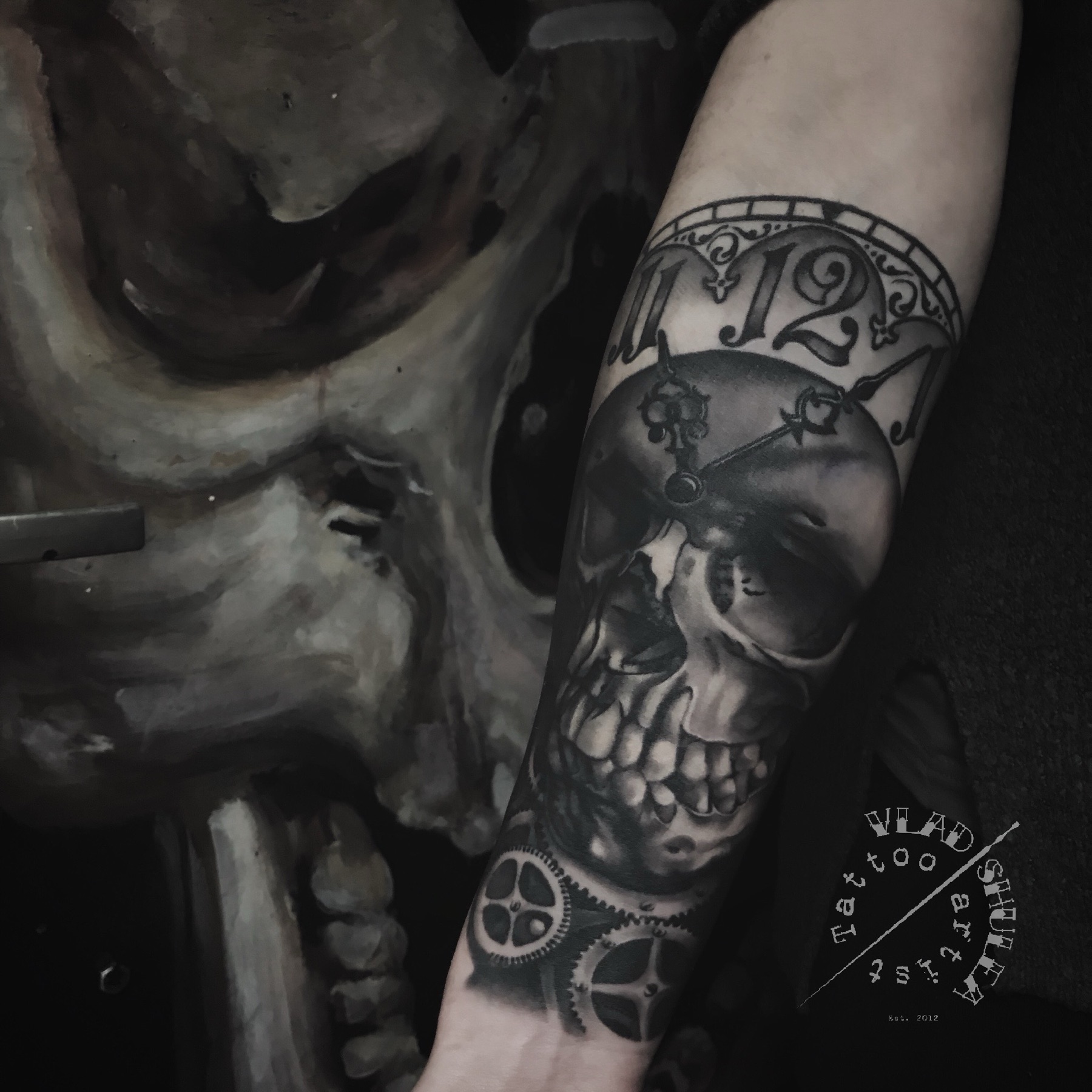 Tatuaj tatuaje black & grey realizat de Vlad Shulea la Ace Tattoo Bucuresti