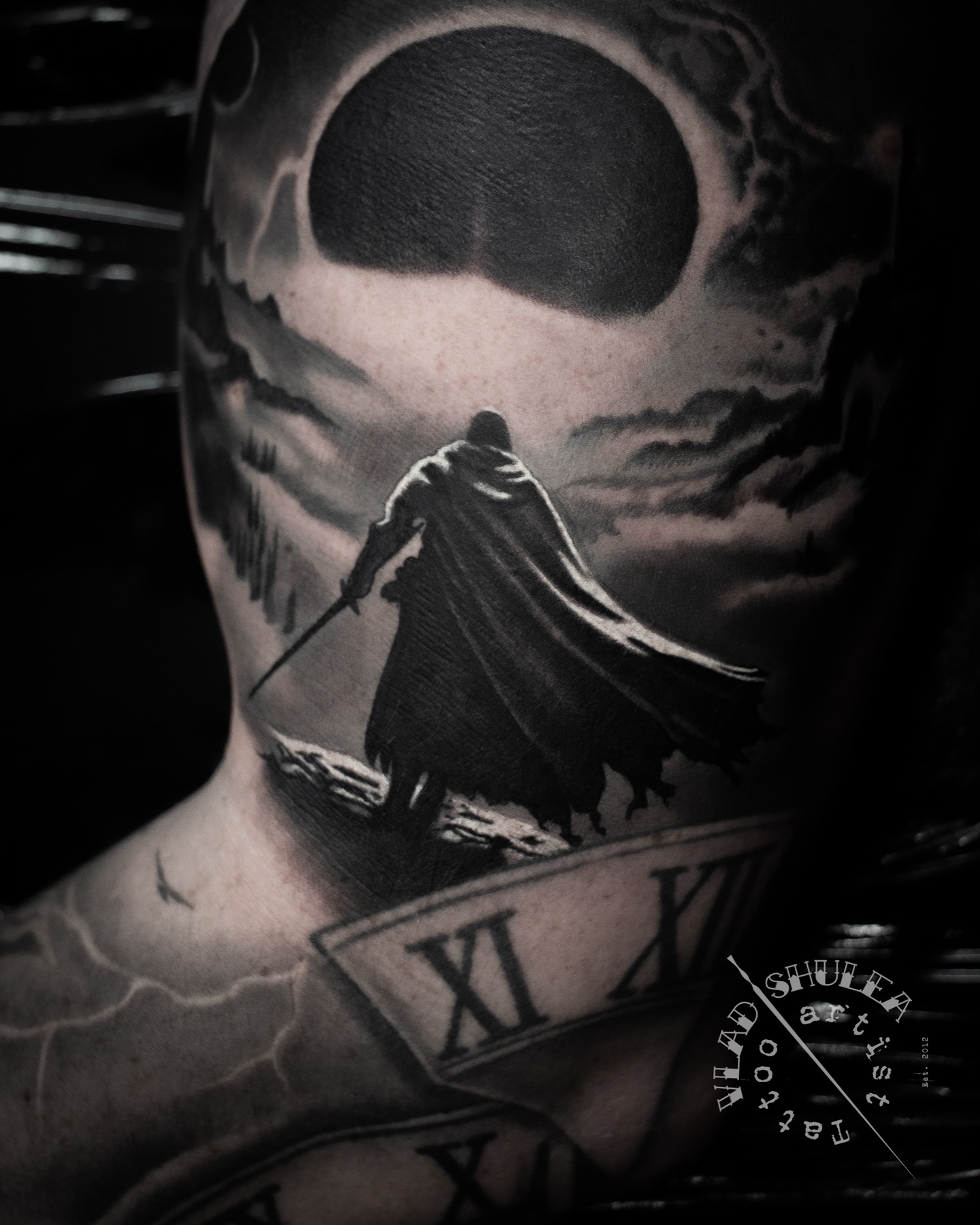 Tatuaj tatuaje black & grey realizat de Vlad Shulea la Ace Tattoo Bucuresti
