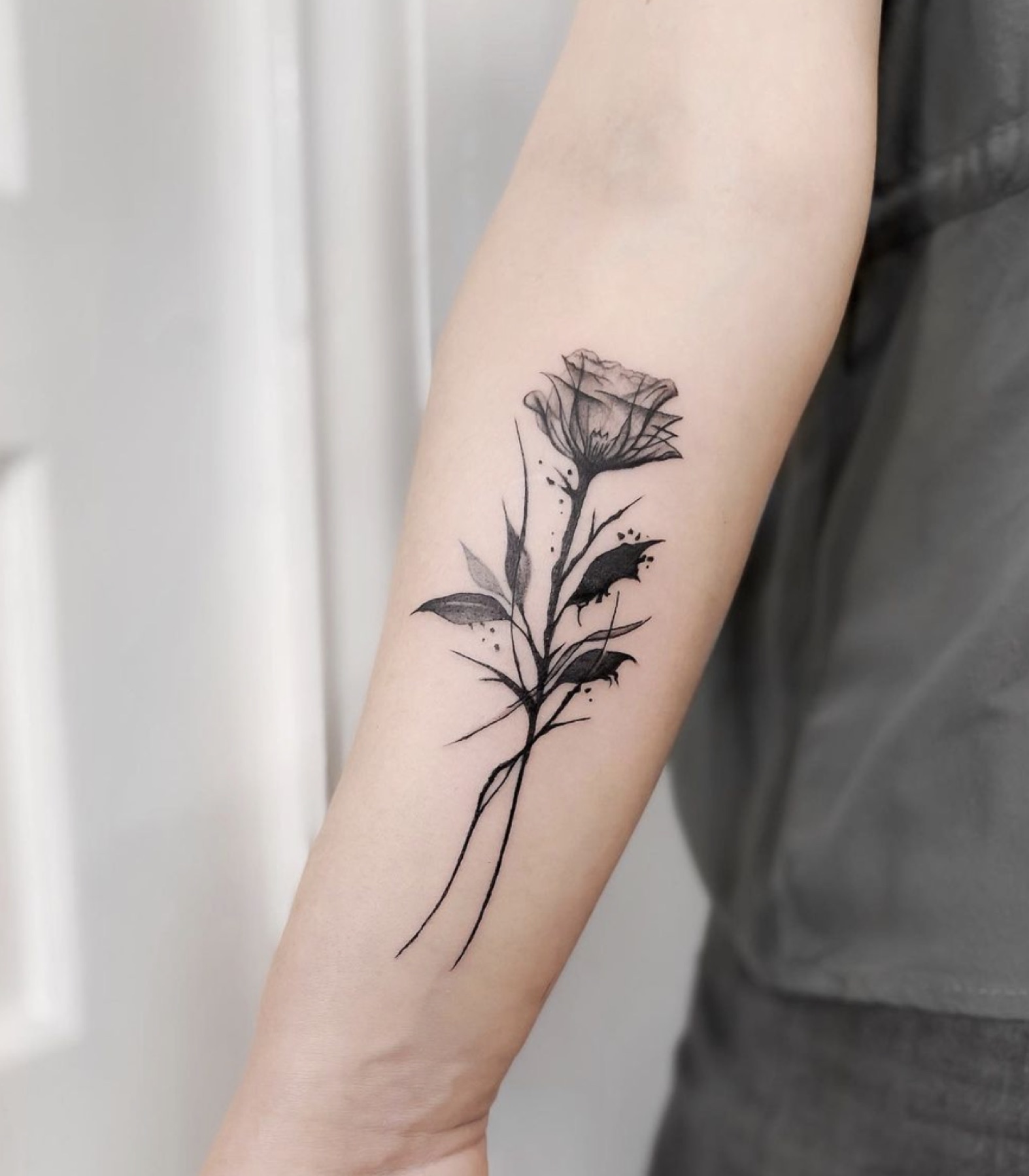Tatuaj tatuaje blackwork realizat de Andreea la Ace Tattoo Bucuresti