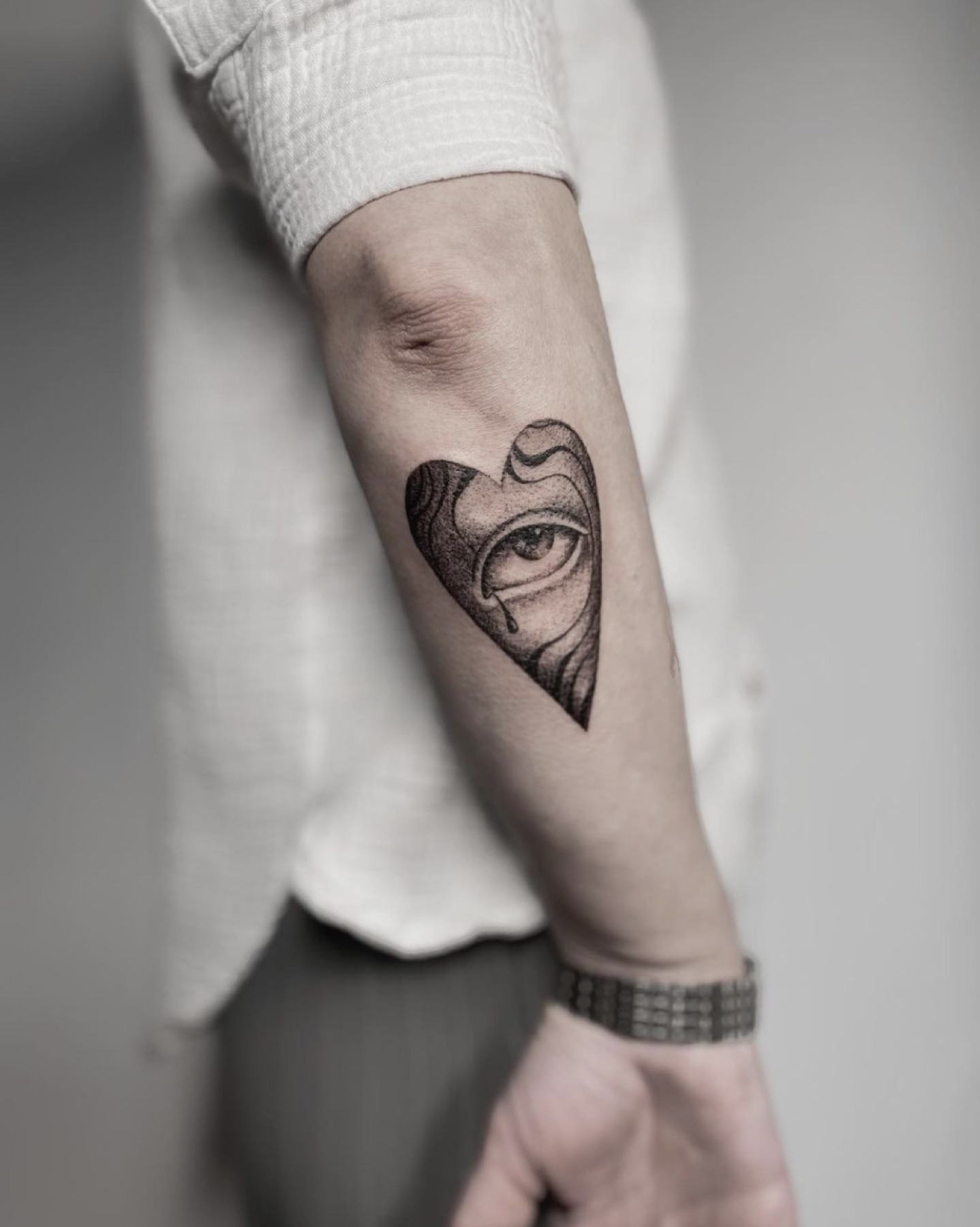 Tatuaj tatuaje blackwork realizat de Andreea la Ace Tattoo Bucuresti