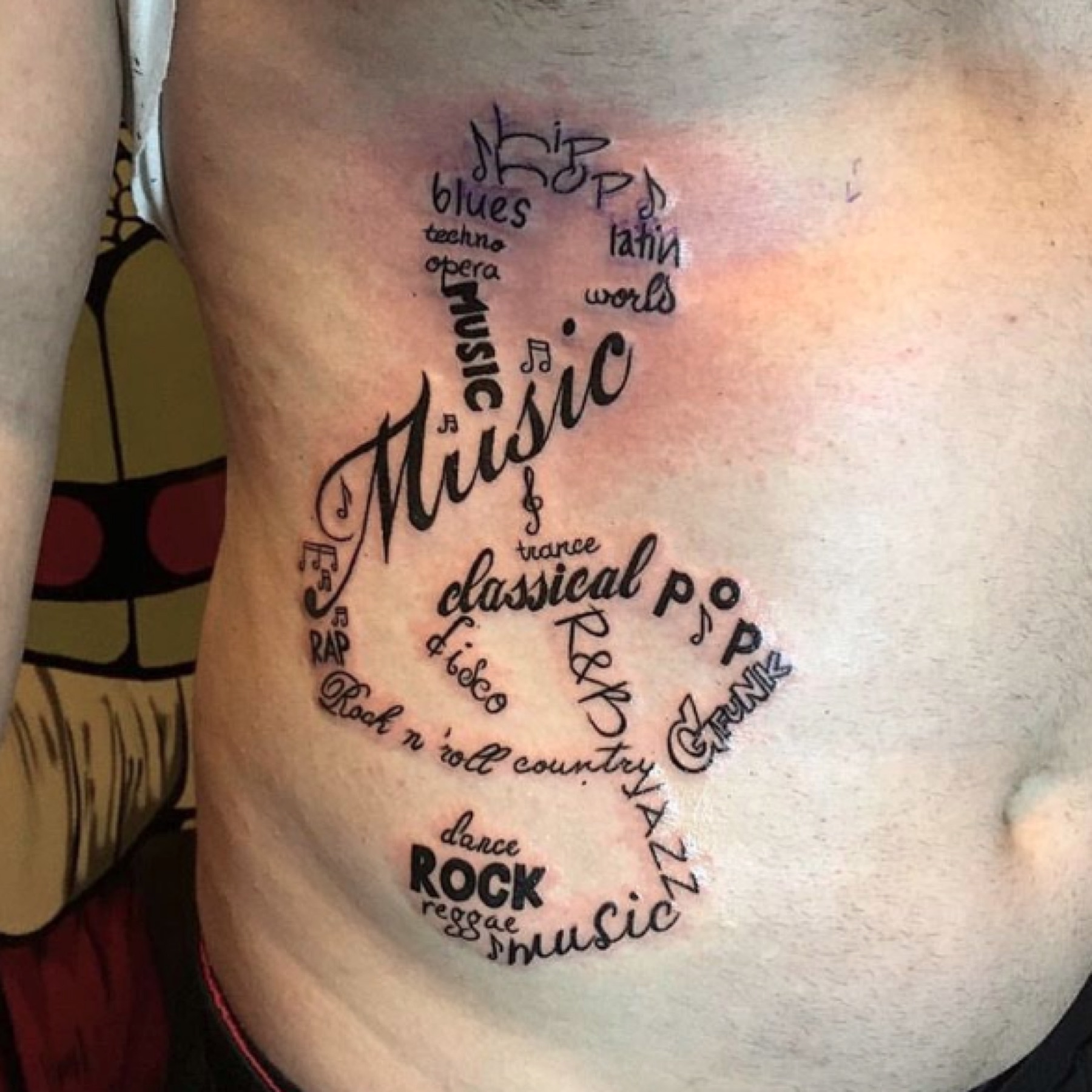 Tatuaj tatuaje blackwork realizat de Vlad Shulea la Ace Tattoo Bucuresti