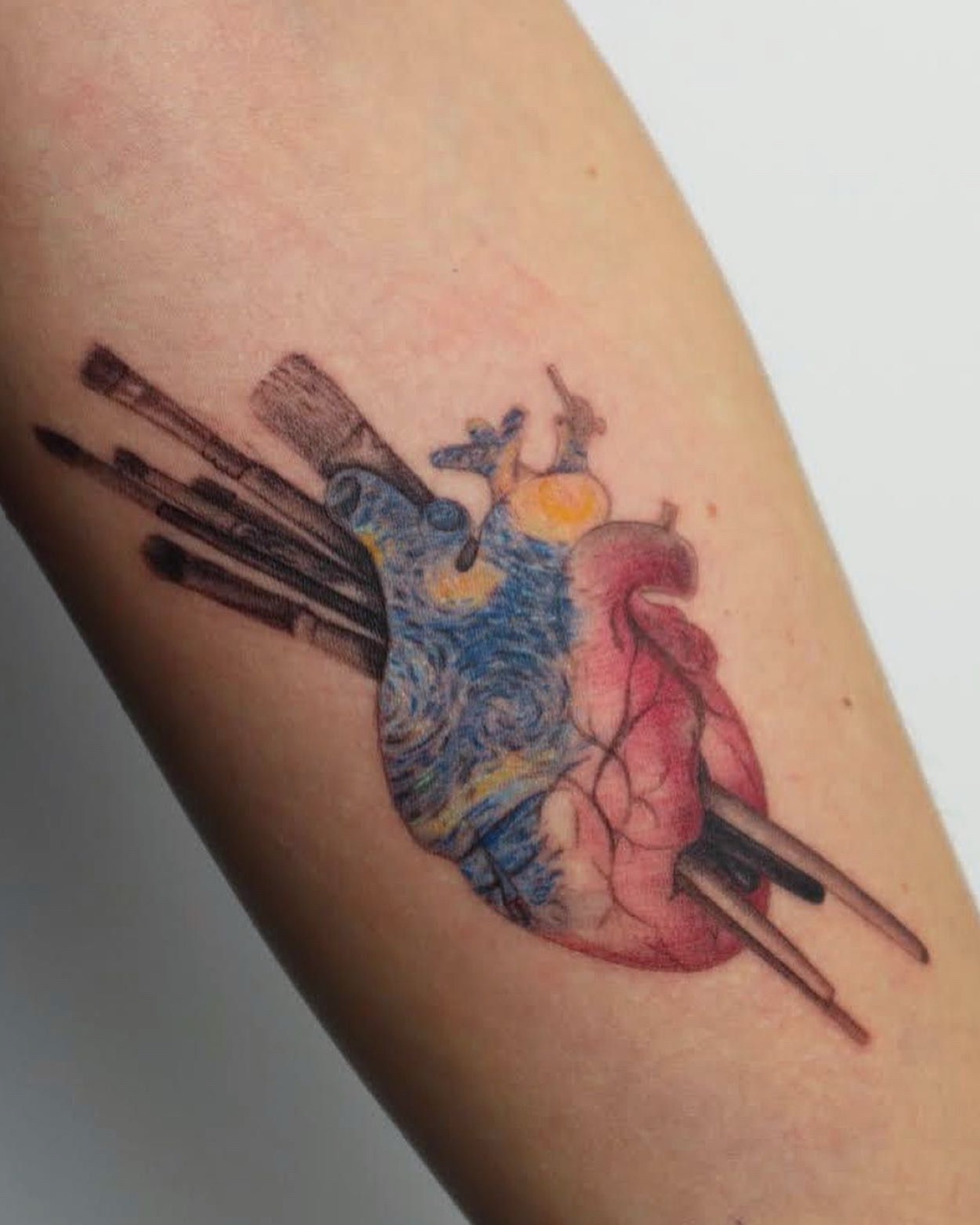 Tatuaj tatuaje color realizat de Vlad Boit la Ace Tattoo Bucuresti
