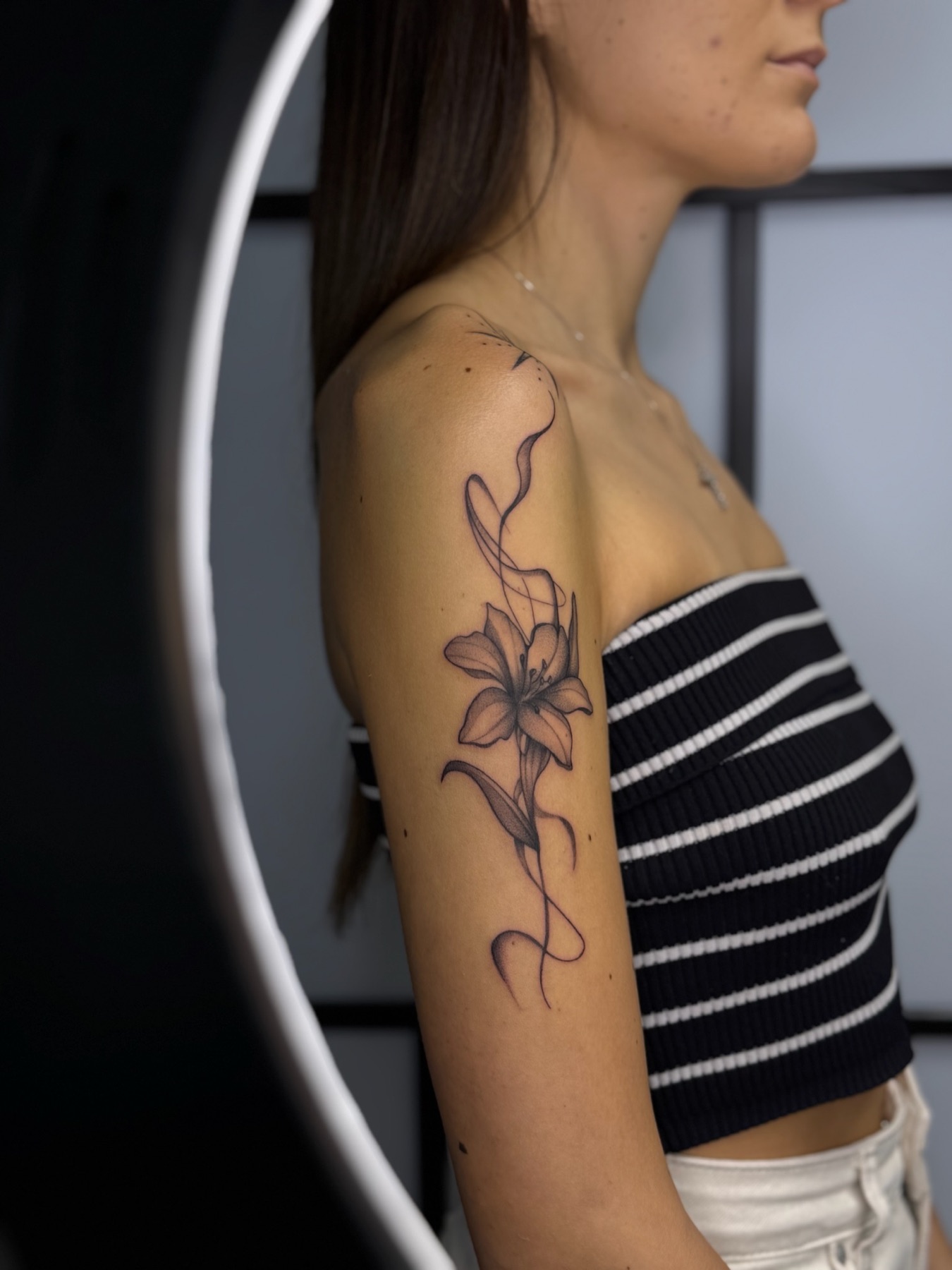 Tatuaj tatuaje microrealism realizat de Andreea la Ace Tattoo Bucuresti