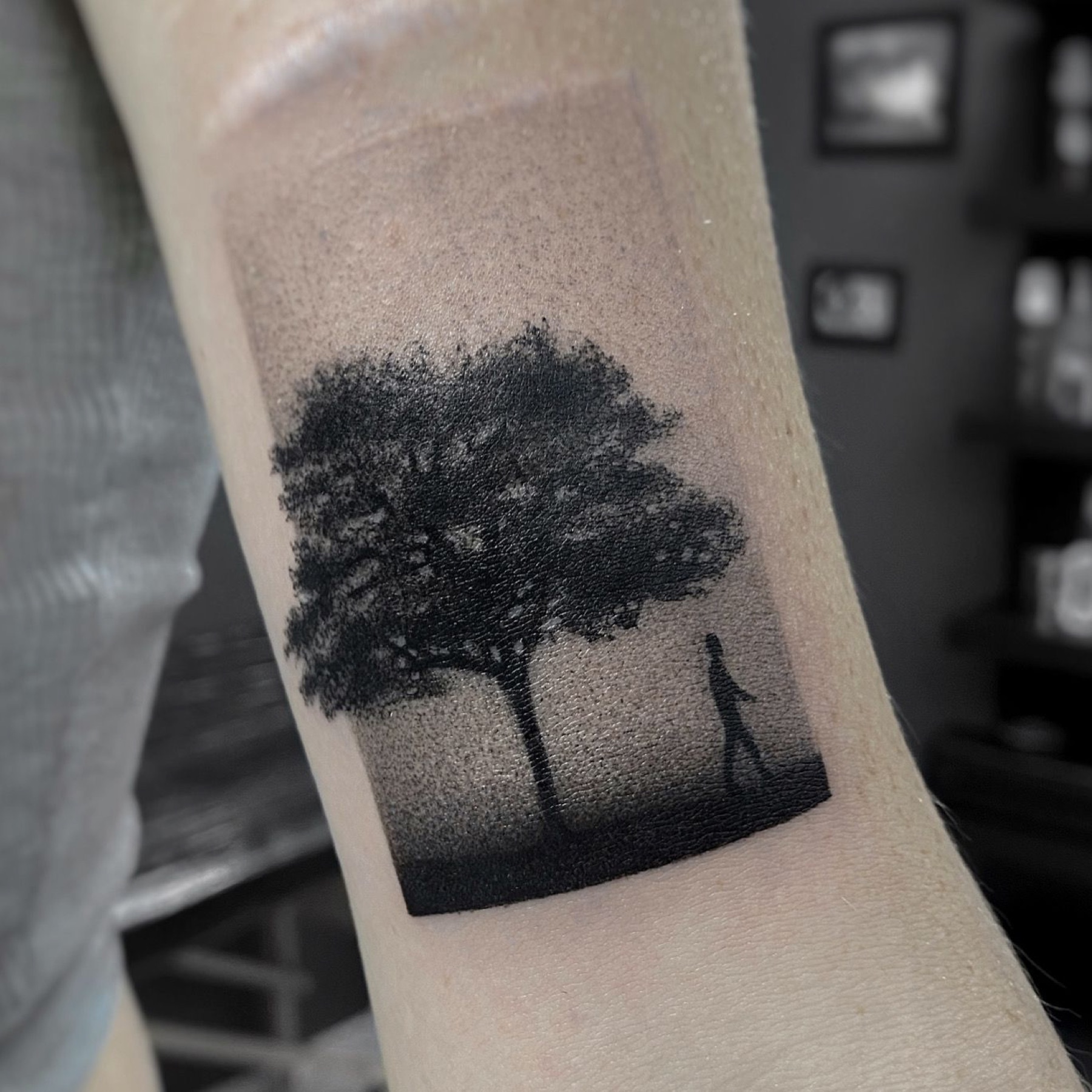 Tatuaj tatuaje microrealism realizat de Rox la Ace Tattoo Bucuresti