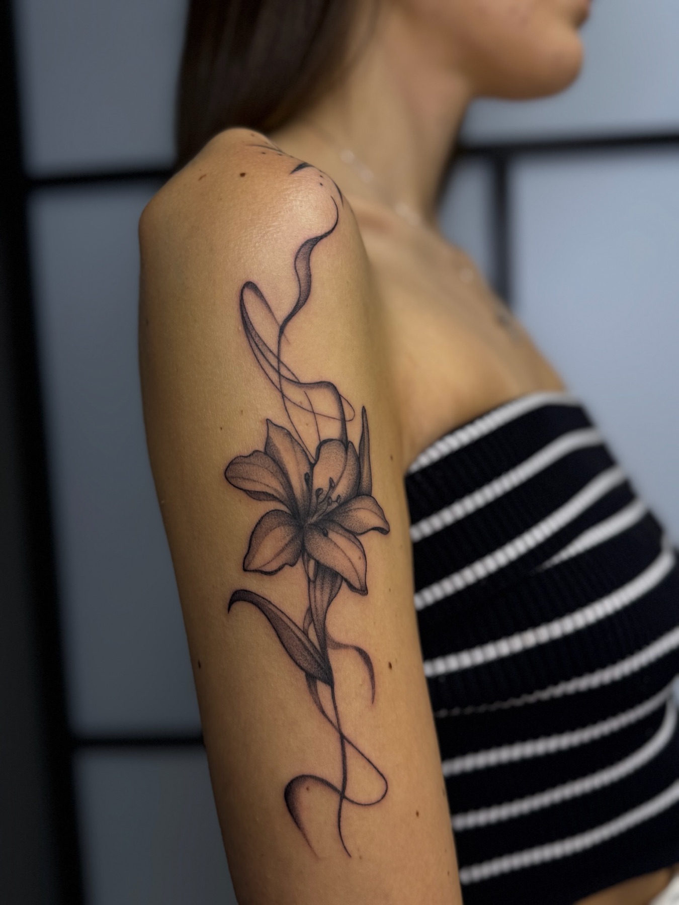 Tatuaj tatuaje microrealism realizat de Andreea la Ace Tattoo Bucuresti