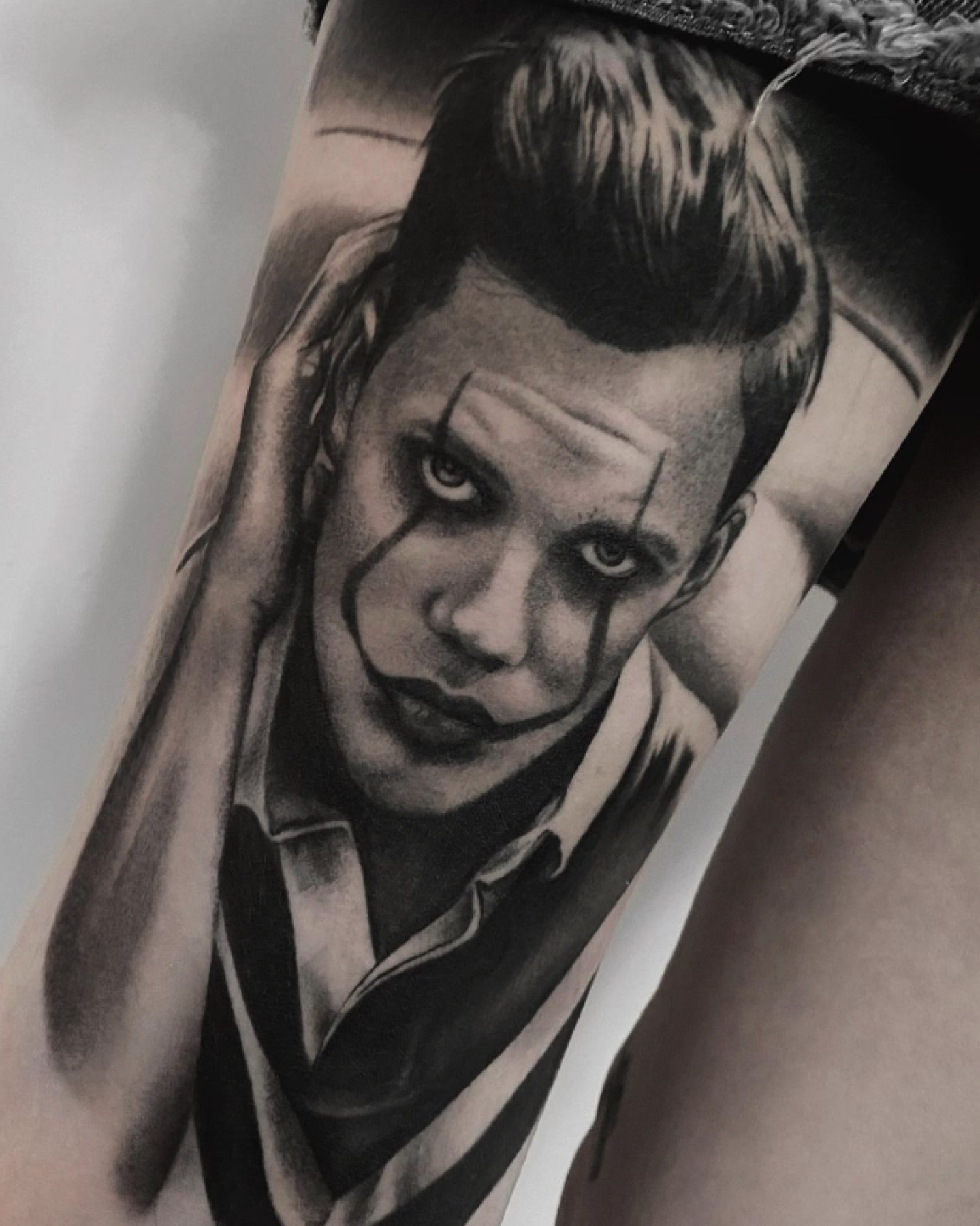 Tatuaj tatuaje portrete realizat de Rox la Ace Tattoo Bucuresti