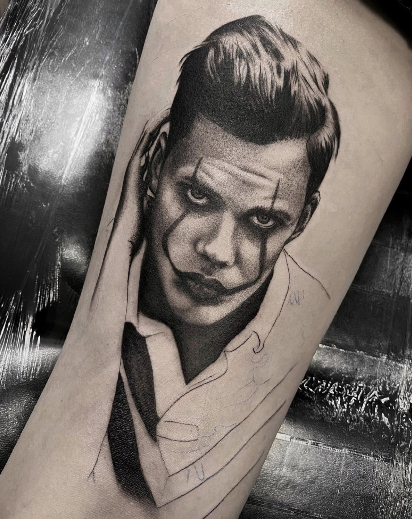 Tatuaj tatuaje portrete realizat de Rox la Ace Tattoo Bucuresti