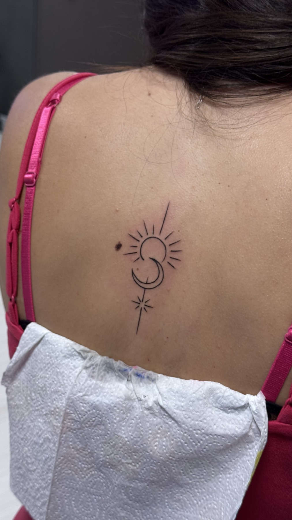 Tatuaj tatuaje mici realizat de Vlad Shulea la Ace Tattoo Bucuresti