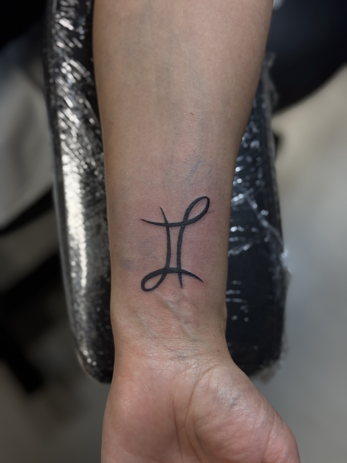Tatuaj tatuaje mici realizat de Vlad Shulea la Ace Tattoo Bucuresti