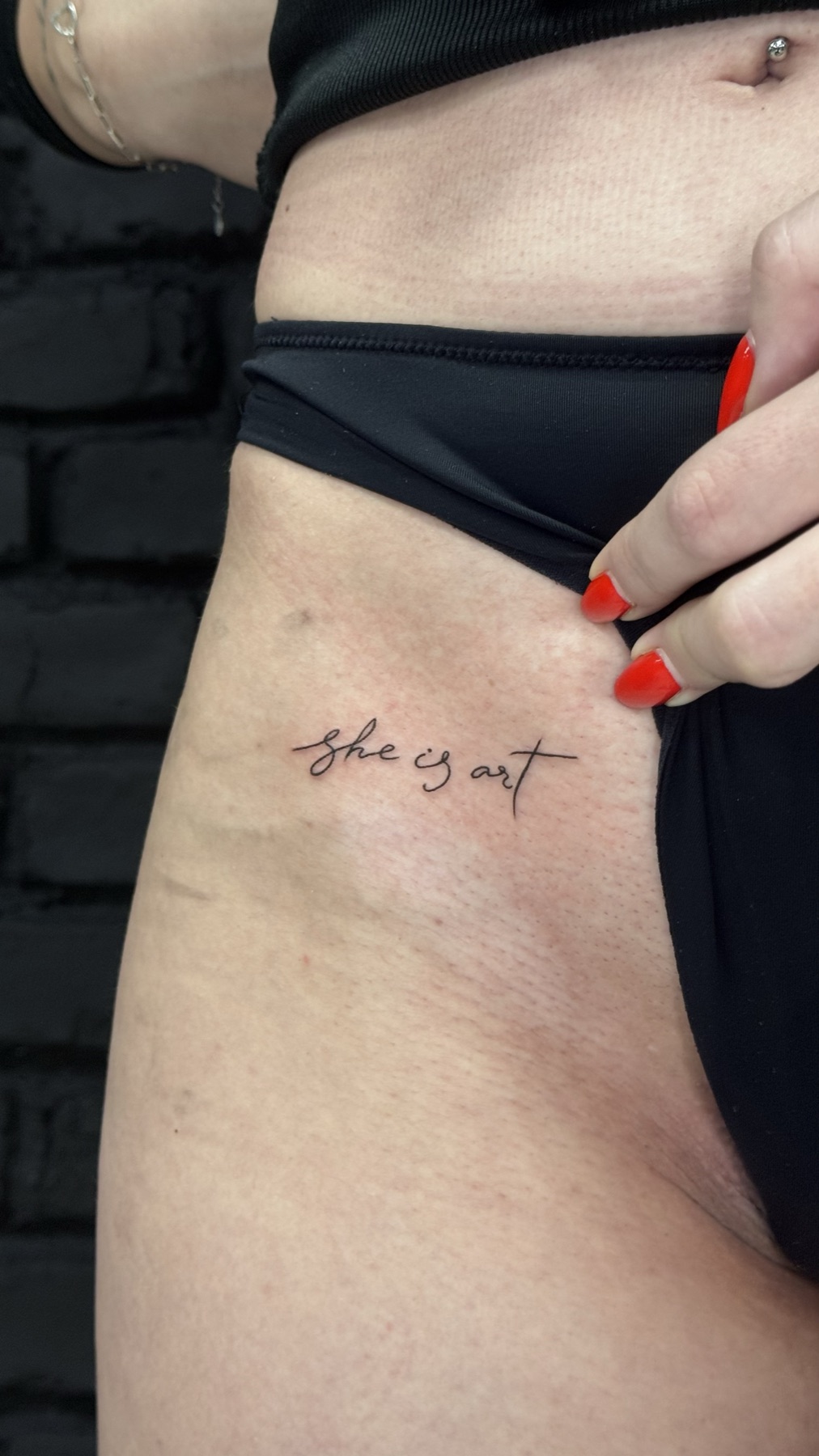 Tatuaj tatuaje mici realizat de Vlad Shulea la Ace Tattoo Bucuresti
