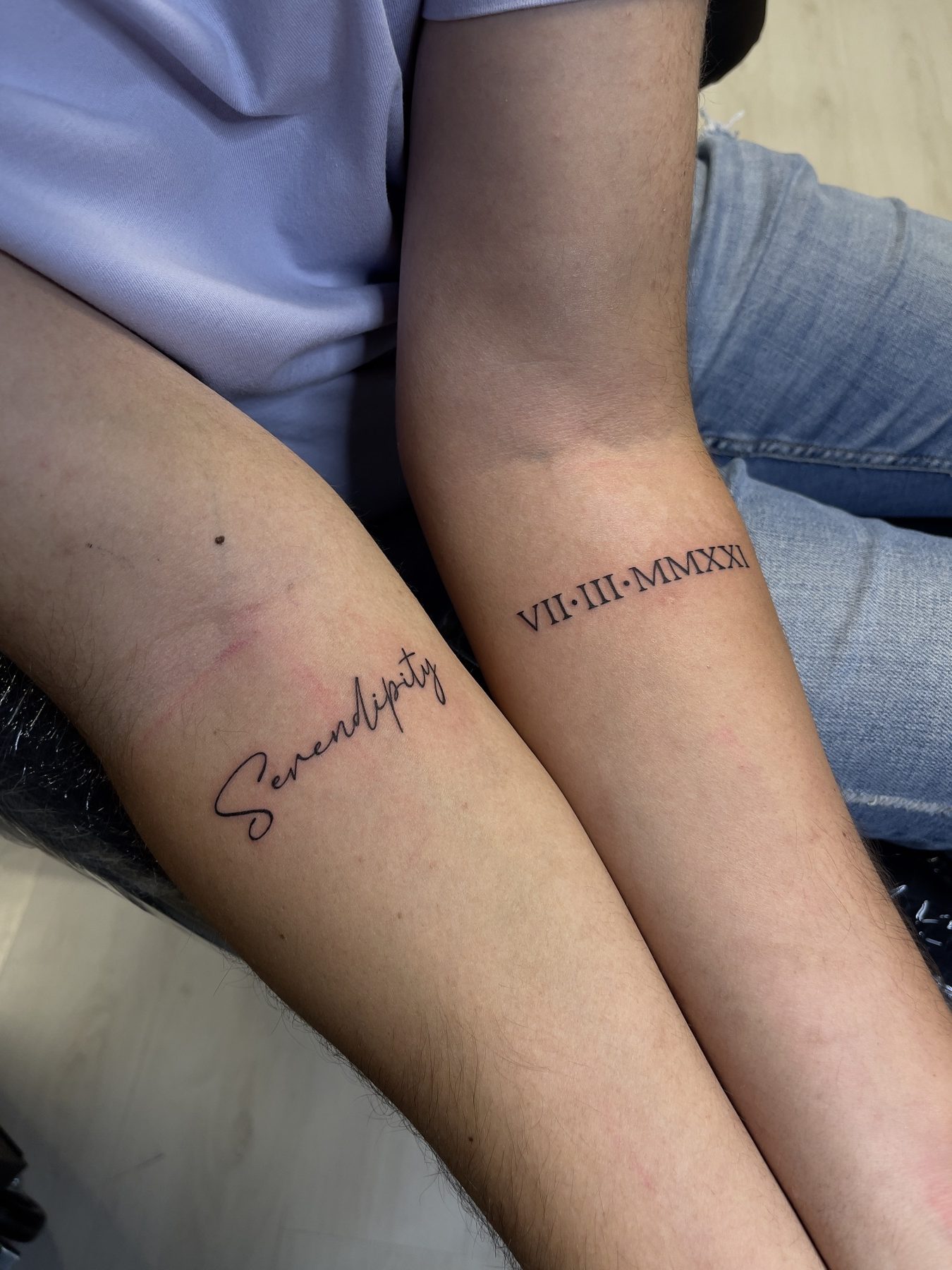 Tatuaj tatuaje mici realizat de Vlad Shulea la Ace Tattoo Bucuresti