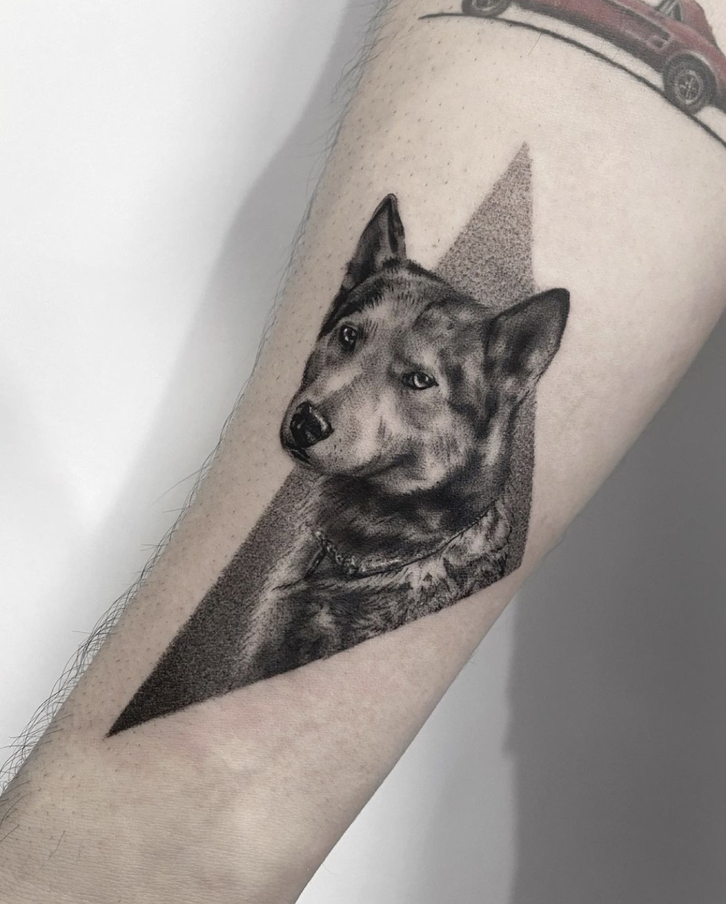 Tatuaj realism realizat de Rox la Ace Tattoo Bucuresti