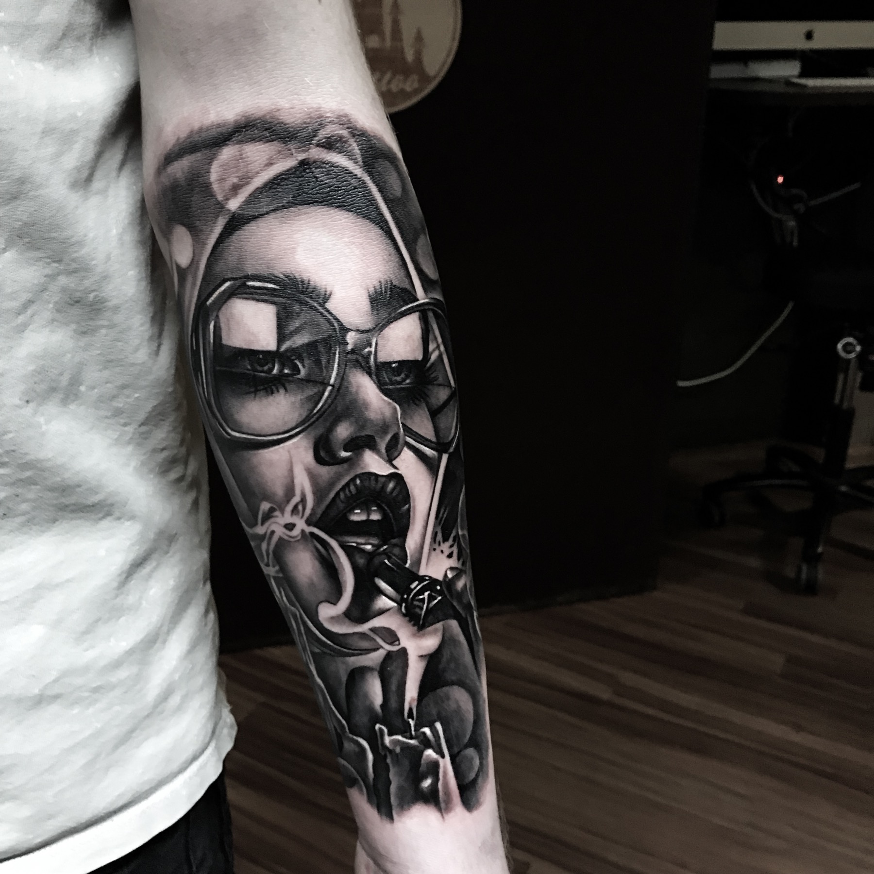 Tatuaj realism realizat de Vlad Shulea la Ace Tattoo Bucuresti