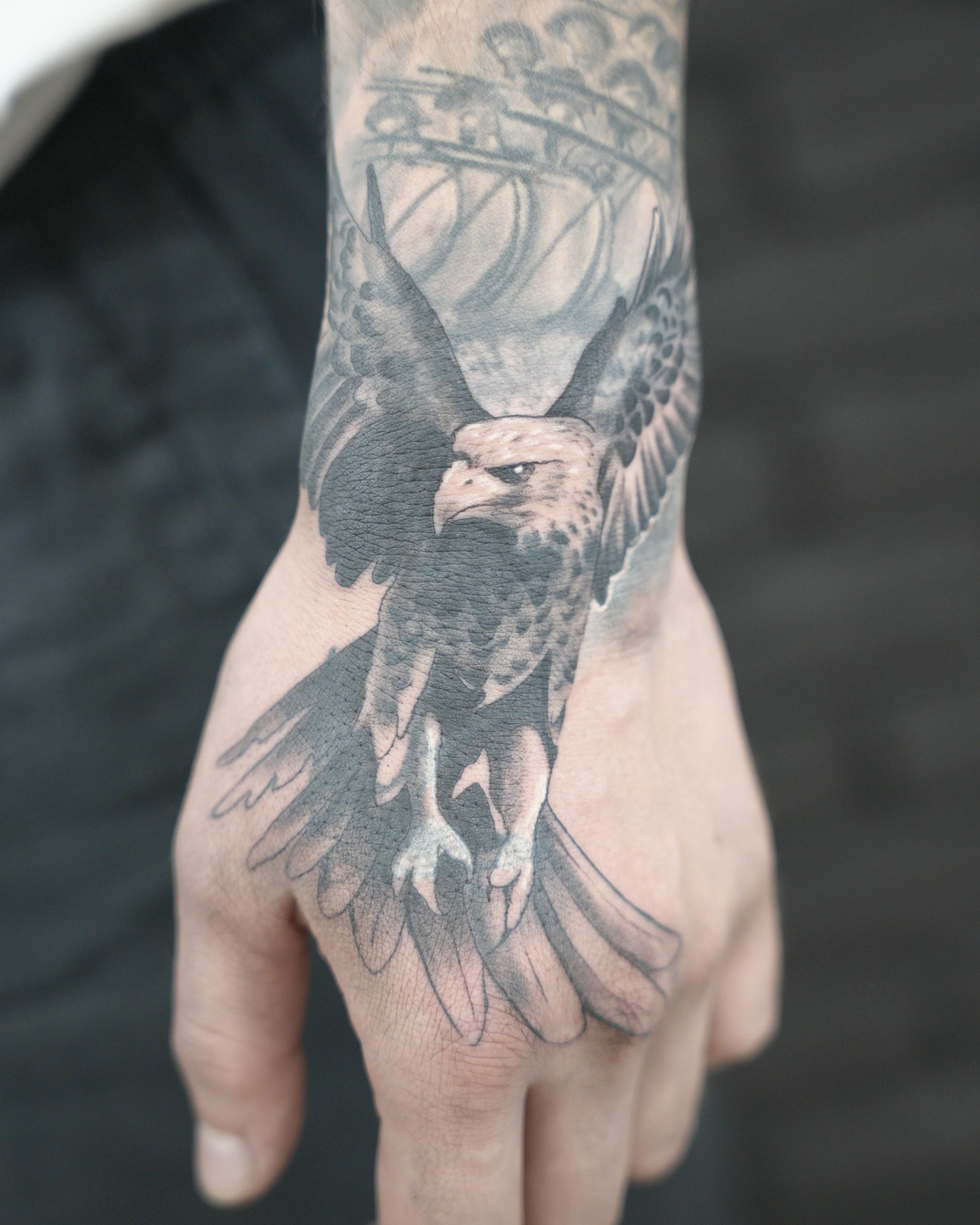 Tatuaj black & grey realizat de Vlad Boiț la Ace Tattoo București