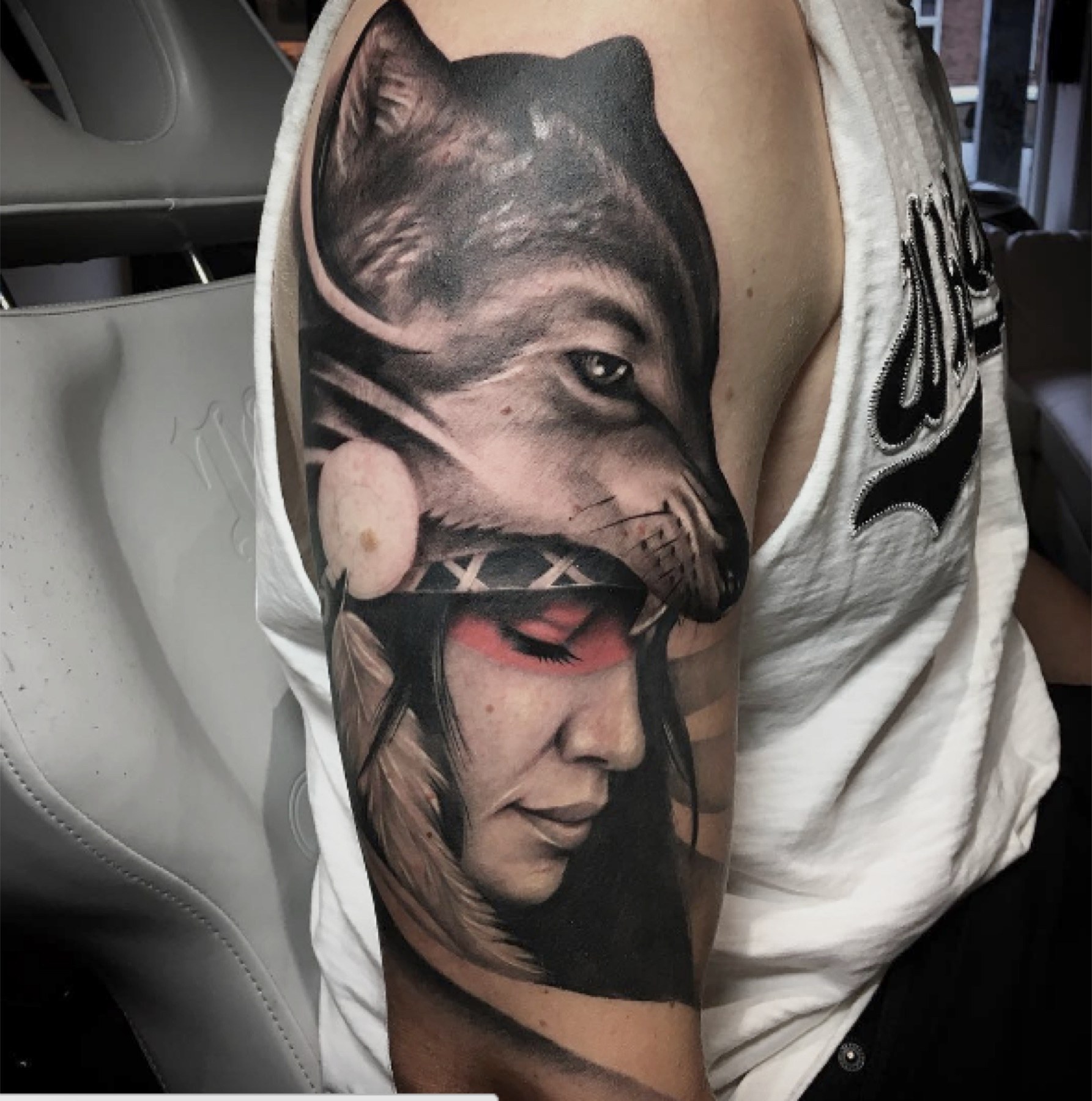 Tatuaj tatuaje black & grey realizat de Vlad Shulea la Ace Tattoo Bucuresti
