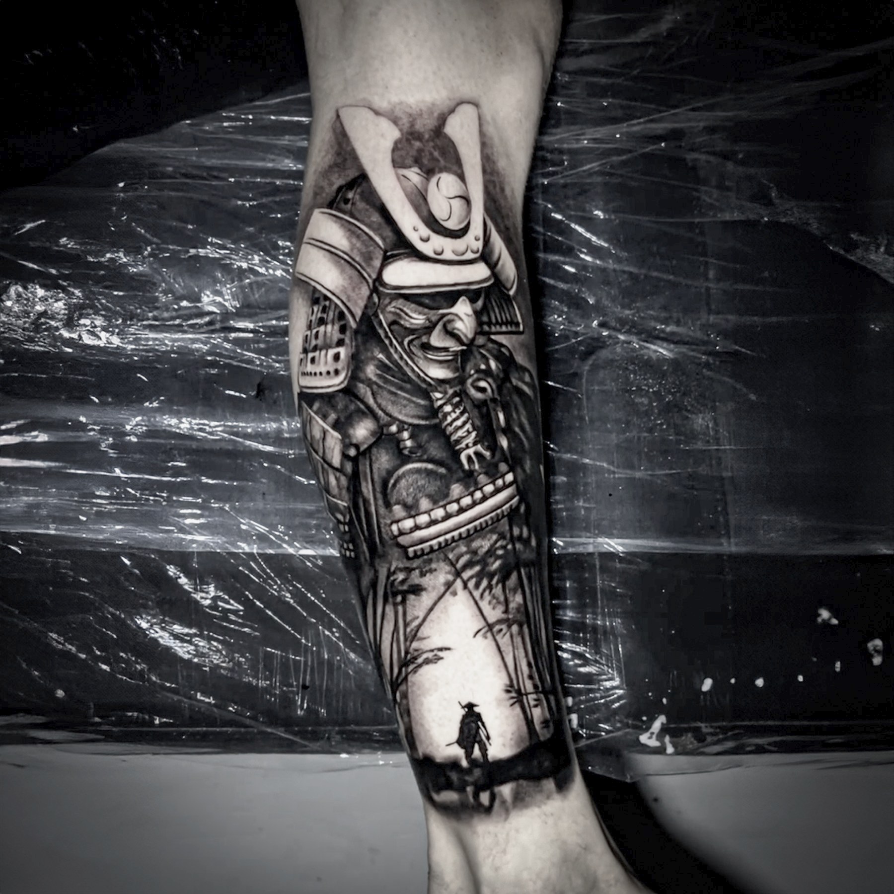 Tatuaj tatuaje black & grey realizat de Vlad Shulea la Ace Tattoo Bucuresti