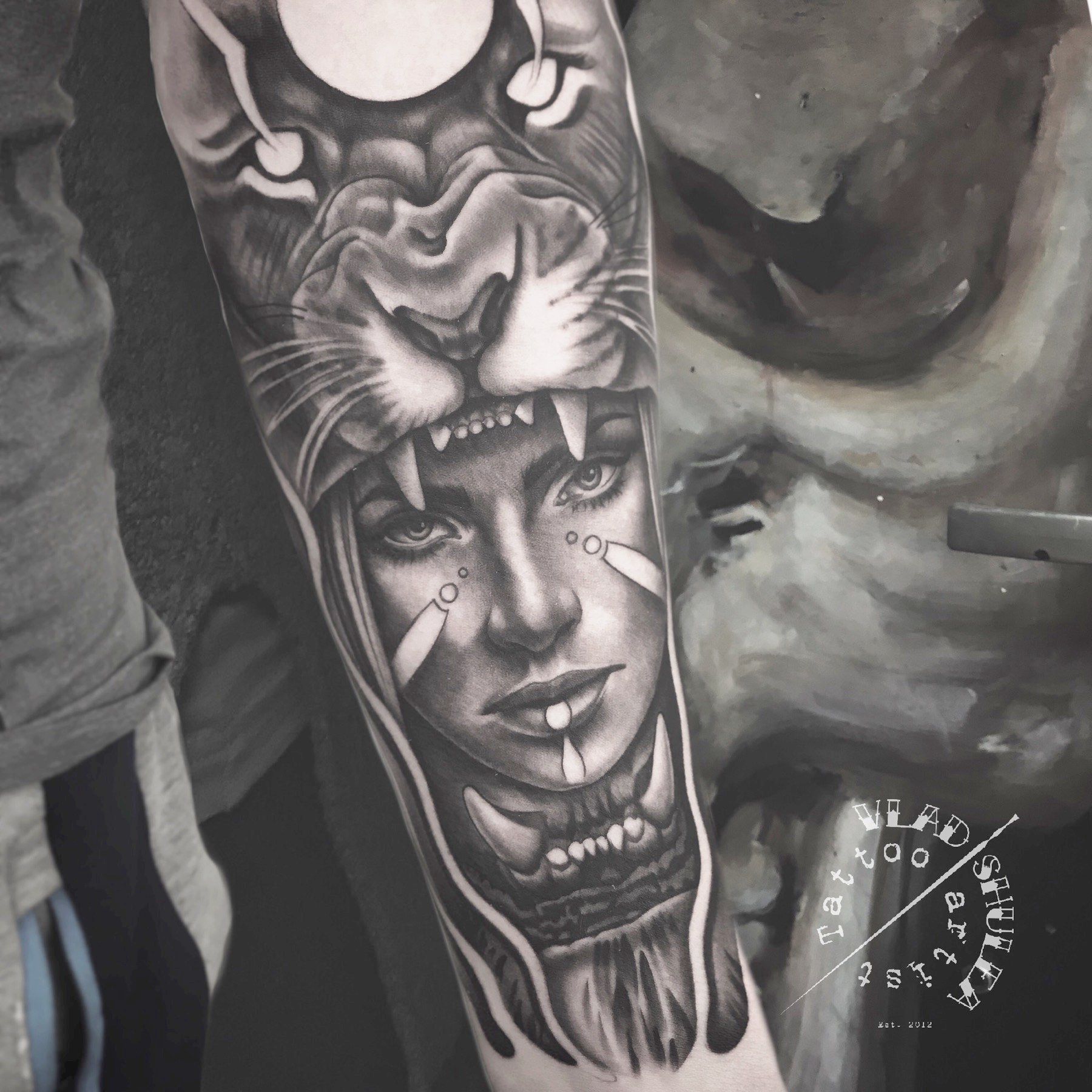 Tatuaj tatuaje black & grey realizat de Vlad Shulea la Ace Tattoo Bucuresti
