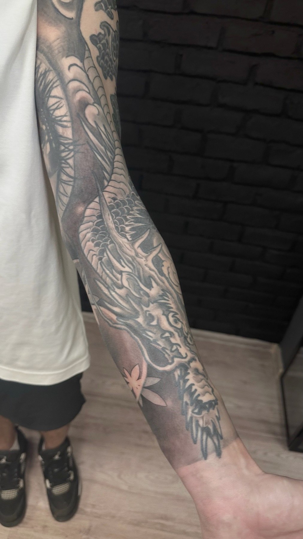Tatuaj tatuaje japoneze realizat de Vlad Boit la Ace Tattoo Bucuresti