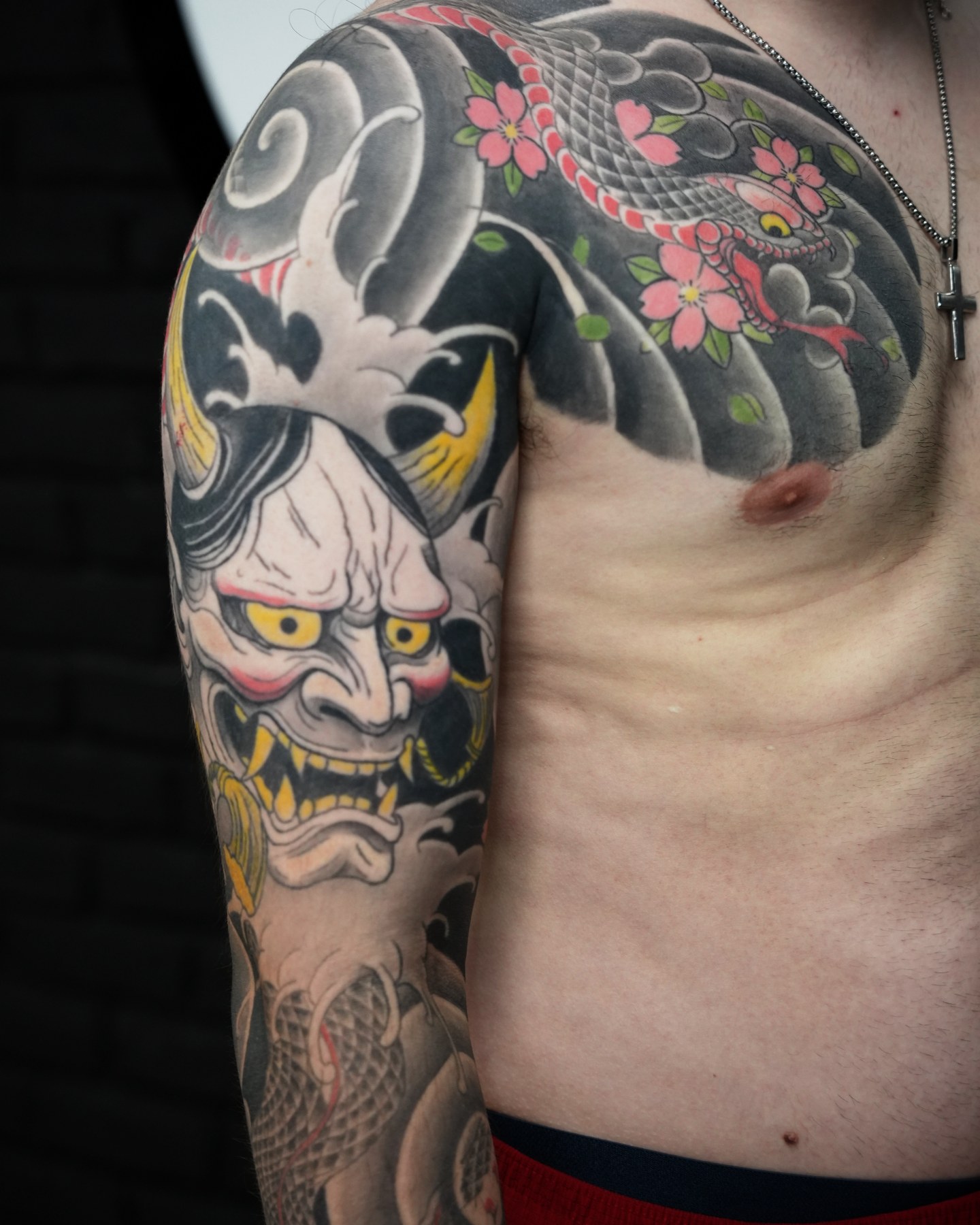 tatuaj japonez de Vlad Boiț la Ace Tattoo București