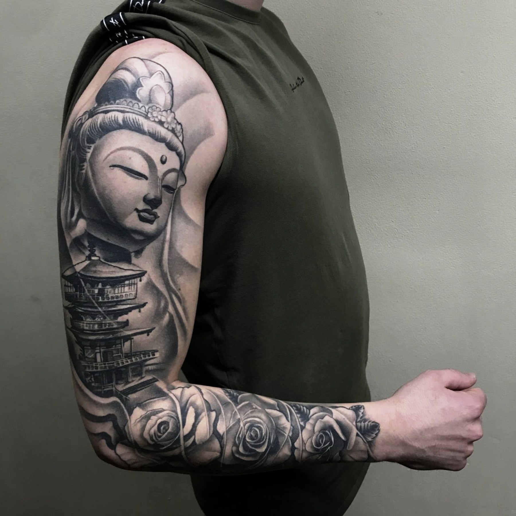 Tatuaj realism realizat de Vlad Shulea la Ace Tattoo Bucuresti