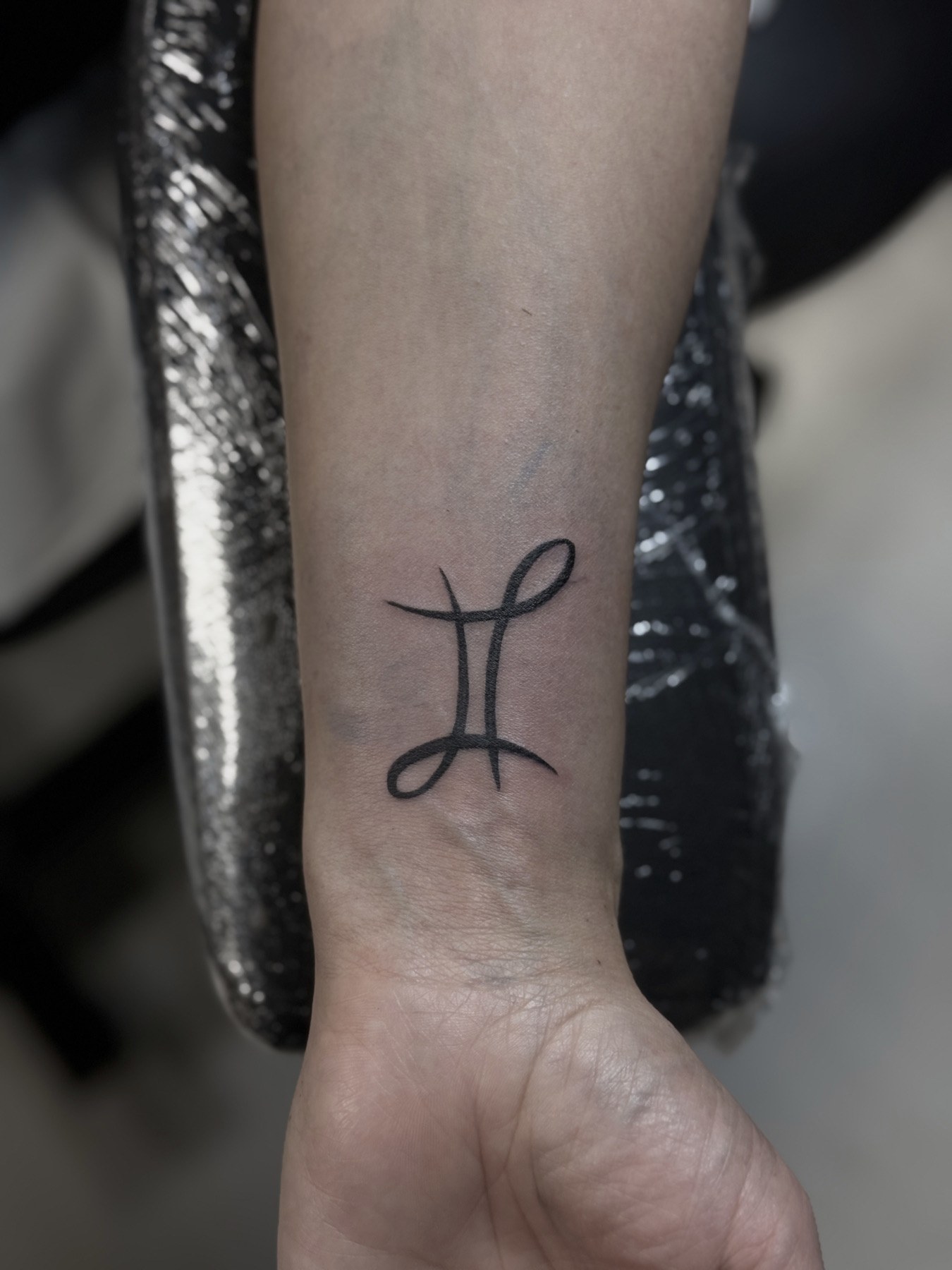 Tatuaj tatuaje mici realizat de Vlad Shulea la Ace Tattoo Bucuresti