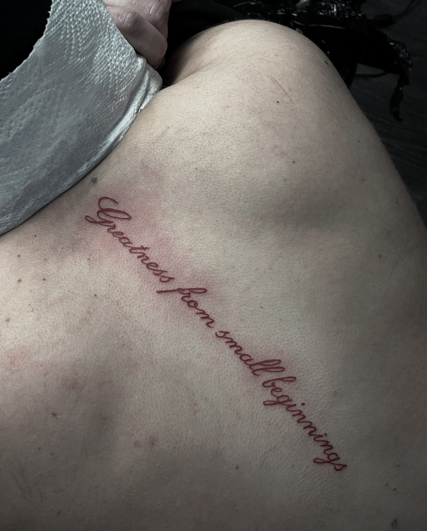 Tatuaj tatuaje mici realizat de Vlad Shulea la Ace Tattoo Bucuresti