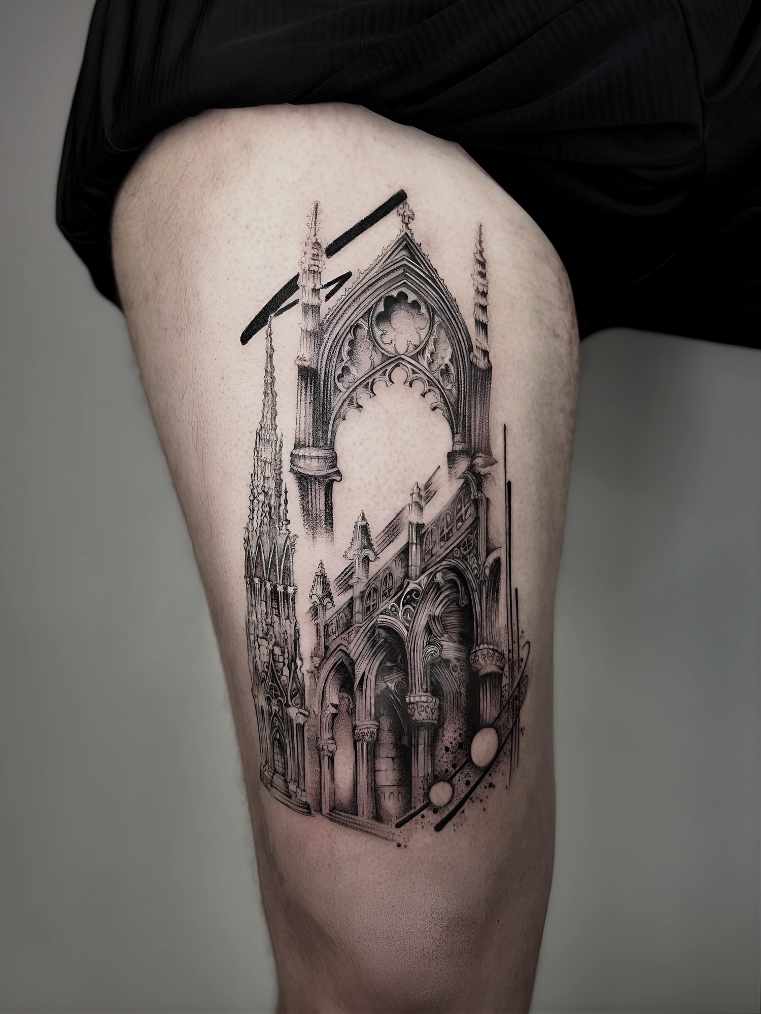 tatuaj black and grey de Vlady la Ace Tattoo București